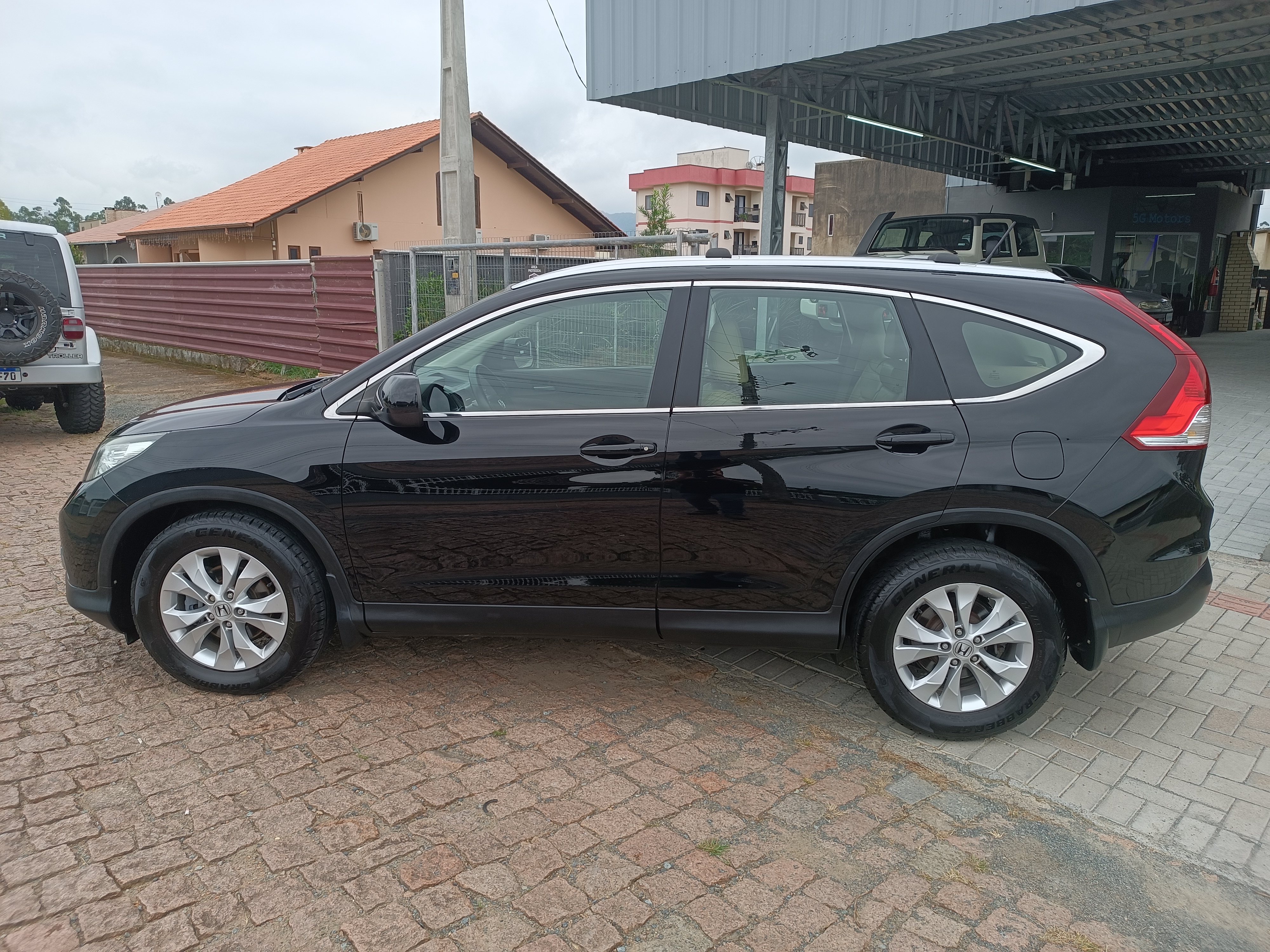 Carro/Camioneta - HONDA - CR-V - LX 2.0 16V 2WD/2.0 Flexone Aut. - 2012