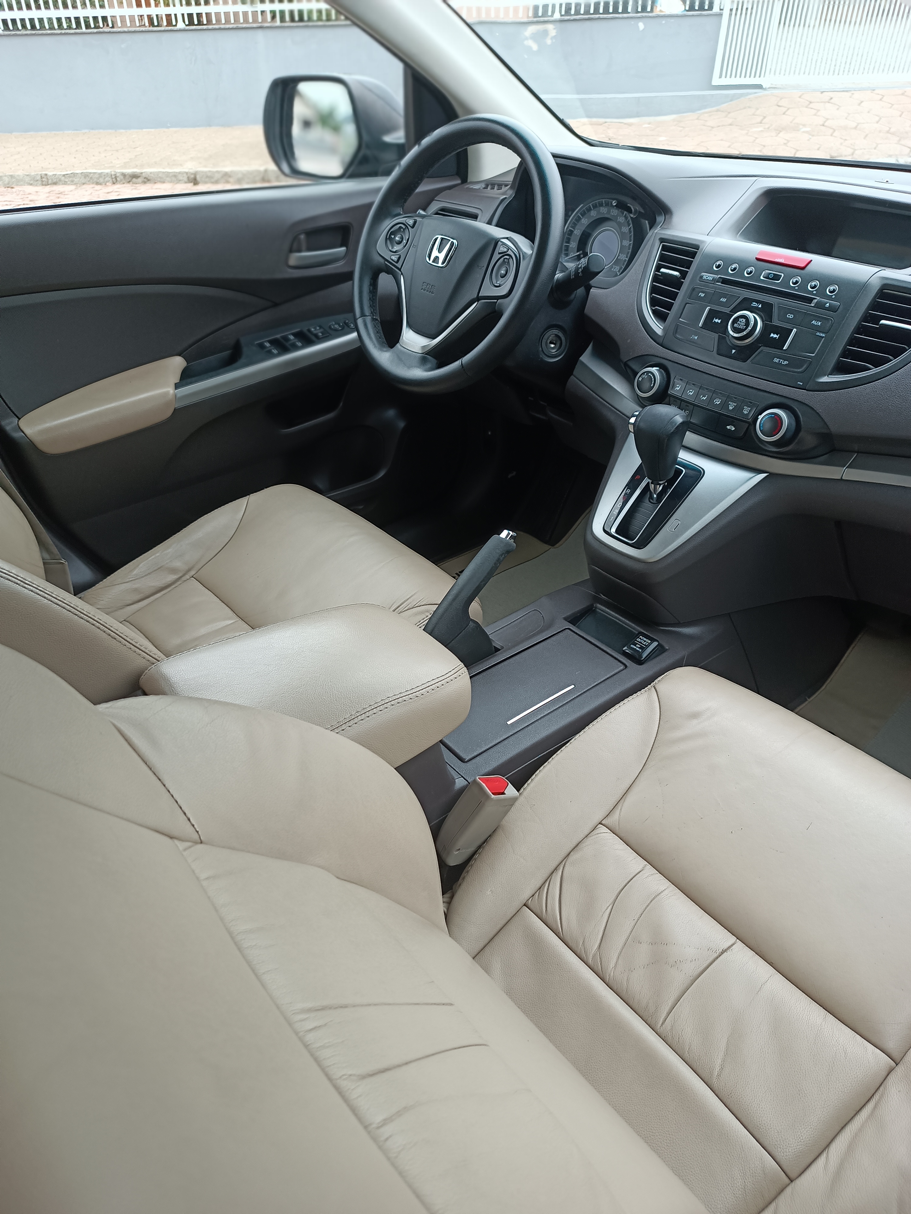 Carro/Camioneta - HONDA - CR-V - LX 2.0 16V 2WD/2.0 Flexone Aut. - 2012